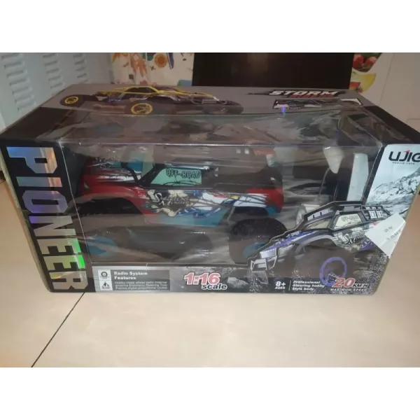 Джип UJ99-P162 радіокер., акум., 1:16, гум. колеса, USB, 2 кольори, кор., 40,5-20-21,5 см.