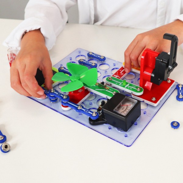 Електронний конструктор "Альтернативна енергія" DOKA D70711, 50 схем