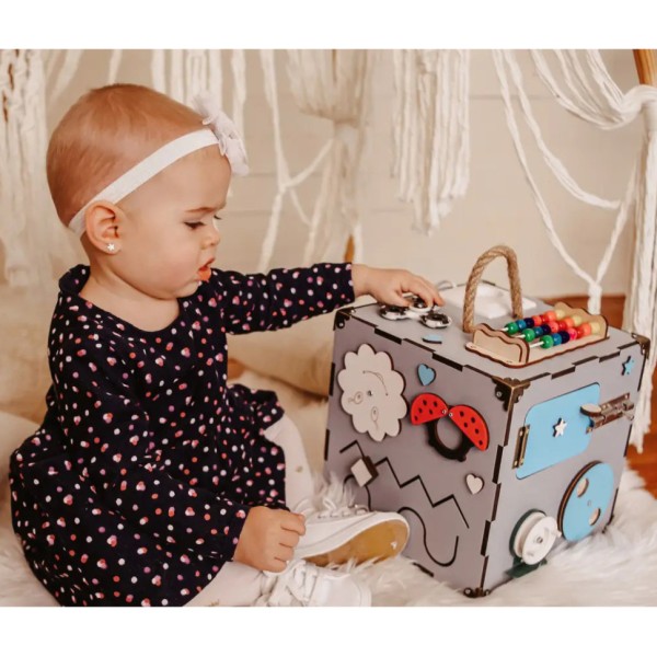 Розвиваюча іграшка Бізікуб Temple Group TG200165 23х23х23 см Сірий