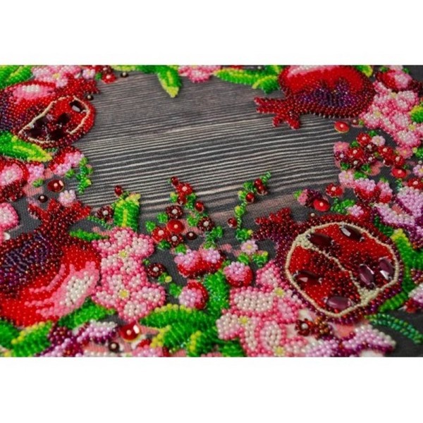 Набір для вишивання бісером "Червоні гранати" AB-890 на натуральному полотні