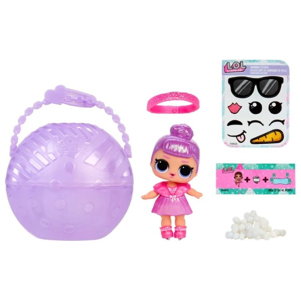 Ігровий набір з лялькою "Сніжний стиль" 429692 в асортименті