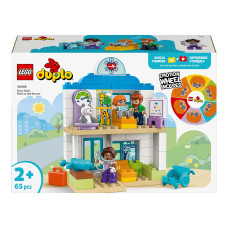 Конструктор LEGO DUPLO Town Впервые: визит к врачу 65 деталей (10449)